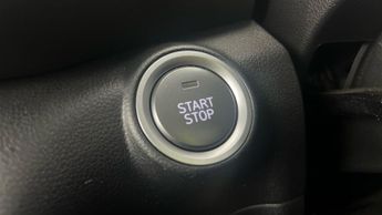 Hyundai Kona 39kWh Premium (10.5kW Charger) (136 ps) - HEATED SEATS - HEATED 