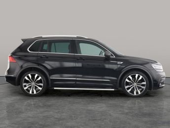 Volkswagen Tiguan 2.0 TDI R-Line Tech DSG (150 ps) - LED - SUNBLINDS - 20IN ALLOYS