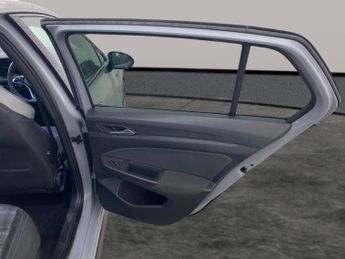 Volkswagen Golf 2.0 TDI GTD DSG (200 ps) - DIGITAL DASH - PADDLE SHIFT - PARK SE