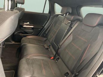 Mercedes-Benz EQA EQA 350 66.5kWh AMG Line 4MATIC (292 ps) - ADAPTIVE LIGHTS - HEA