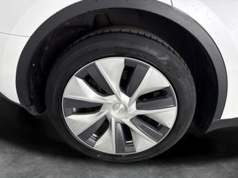 Tesla Model Y SUV RWD (346 ps) - REVERSE CAM - NAV - LEATHER