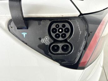 Tesla Model Y SUV RWD (346 ps) - REVERSE CAM - NAV - LEATHER