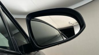 Toyota C-HR 1.2 VVT-i Excel CVT AWD (116 ps) - LANE DEPARTURE ALERT - BLIND 