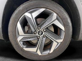 Hyundai Tucson 1.6 h T-GDi 13.8kWh Ultimate Plug-in 4WD (265 ps) - NAV - HEATED