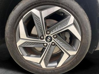 Hyundai Tucson 1.6 h T-GDi 13.8kWh Ultimate Plug-in 4WD (265 ps) - NAV - HEATED