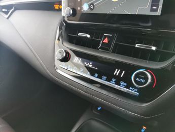 Toyota Corolla 2.0 VVT-h GR SPORT CVT (196 ps) - PARK ASSIST - LED - REVERSE CA