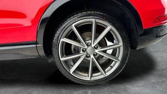 Audi Q3 1.4 TFSI CoD Black Edition S Tronic (150 ps) - ELECTRIC BOOT