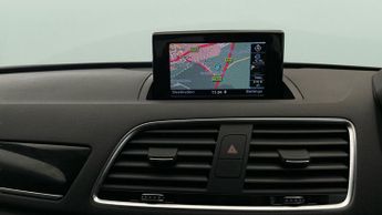 Audi Q3 1.4 TFSI CoD Black Edition S Tronic (150 ps) - ELECTRIC BOOT