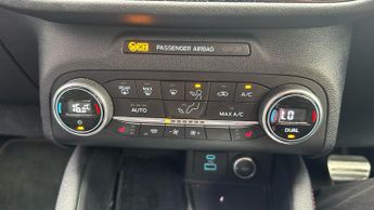 Ford Kuga 2.5 EcoBoost Duratec 14.4kWh ST-Line X Plug-in CVT (225 ps) - LA