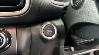 Hyundai Kona 1.6 h-GDi Premium DCT (141 ps) - HEATED SEATS - HEATED STEERING