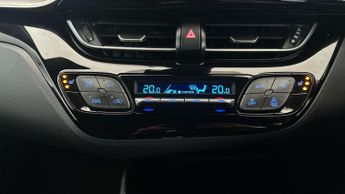 Toyota C-HR 1.2 VVT-i Excel CVT AWD (116 ps) - LANE DEPARTURE ALERT - BLIND 