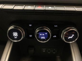 Renault Captur 1.6 E-TECH 9.8kWh RS Line Plug-in (160 ps) - BLUETOOTH - CRUISE