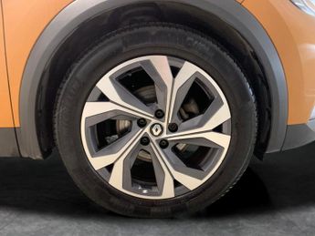 Renault Captur 1.6 E-TECH 9.8kWh RS Line Plug-in (160 ps) - BLUETOOTH - CRUISE