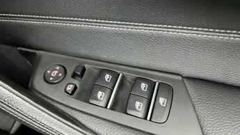 BMW 5 Series 2.0 520i MHT M Sport Steptronic (184 ps) - BMW LIVE COCKPIT PROF