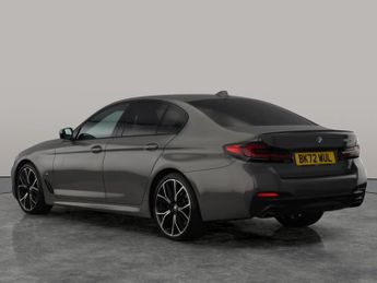 BMW 5 Series 2.0 520i MHT M Sport Steptronic (184 ps) - BMW LIVE COCKPIT PROF