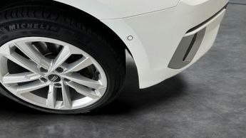 Audi A3 1.4 TFSIe 40 Sport Sportback Plug-in S Tronic 13kWh (204 ps) - D