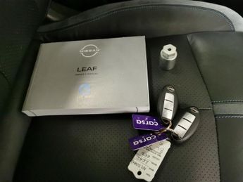 Nissan Leaf 39kWh Tekna (150 ps) - LED - REVERSE CAM - NAV