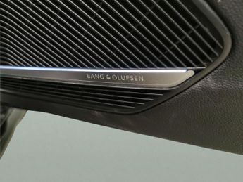 Audi A4 Avant 40 TFSI 204 Sport S Tronic [Tech Pack] - ACTIVE LANE ASSIST - CA