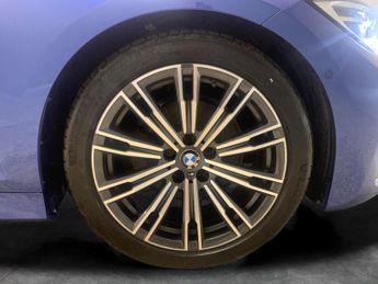 BMW 3 Series 2.0 320d MHT M Sport (190 ps) - HEATED SEATS - ADAPTIVE LIGHTS