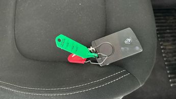 Renault Captur 1.3 TCe ENERGY Iconic EDC (150 ps) - ISOFIX - ELECTRIC WINDOWS