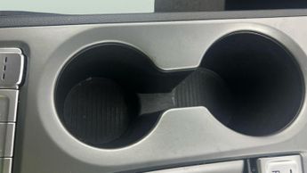 Hyundai Kona 39kWh Premium (10.5kW Charger) (136 ps) - HEATED SEATS - HEATED 