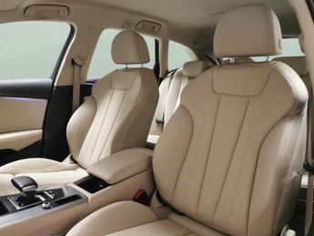 Audi A4 Avant 40 TFSI 204 Sport S Tronic [Tech Pack] - ACTIVE LANE ASSIST - CA