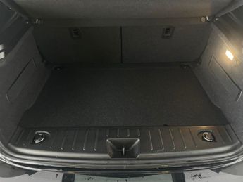 BMW i3 42.2kWh (170 ps) - ADDITIONAL 12V POWER SOCKET - PERFORMANCE CON