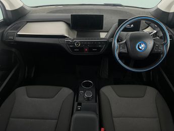 BMW i3 42.2kWh (170 ps) - ADDITIONAL 12V POWER SOCKET - PERFORMANCE CON