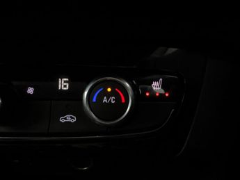 Vauxhall Corsa Electric 50kWh Elite Nav (7.4Kw Charger) (136 ps) - NAV - HEATED STEERING