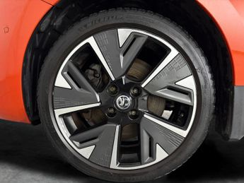 Vauxhall Corsa Electric 50kWh Elite Nav (7.4Kw Charger) (136 ps) - NAV - HEATED STEERING