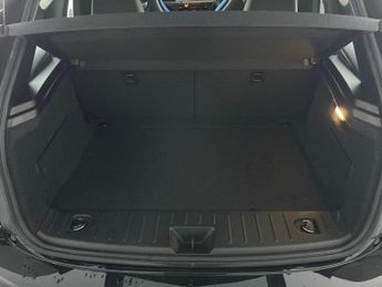 BMW i3 42.2kWh (170 ps) - RAPID CHARGE PREPARATION - ADDITIONAL 12V POW