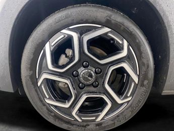 BYD Dolphin 60.48kWh Comfort (204 ps) - KEYLESS ENTRY - 360 CAM - LED