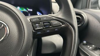 Toyota Yaris Cross 1.5 VVT-h Design E-CVT (116 ps) - LANE TRACE ASSIST - BLUETOOTH 