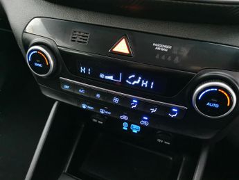 Hyundai Tucson 1.6 T-GDi SE Nav DCT (177 ps) - LANE DEPARTURE  - BLUETOOTH - CR