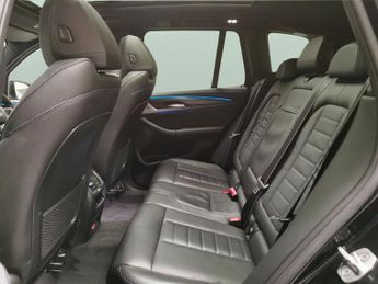 BMW iX3 80kWh M Sport Pro (286 ps) - GESTURE CONTROL - HUD - PARK ASSIST