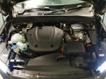 Volvo XC40 1.5h T4 Recharge 10.7kWh R-Design Plug-in (211 ps) - PARK ASSIST