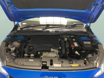 Peugeot 208 1.2 PureTech GT Line EAT (100 ps) - REVERSE CAM - NAV - BLUETOOT