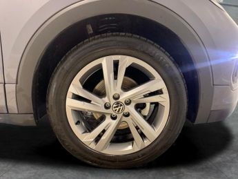 Volkswagen T-cross 1.0 TSI R-Line DSG (115 ps) - HEATED SEATS - NAV - BLUETOOTH