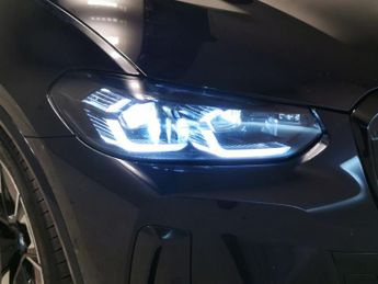 BMW iX3 80kWh M Sport Pro (286 ps) - GESTURE CONTROL - HUD - PARK ASSIST