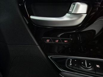 Kia Niro 64kWh 4+ (201 bhp) - LED - REVERSE CAM - NAV