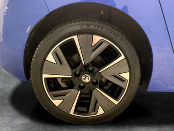 Vauxhall Corsa Electric 50kWh SRi Premium (136 ps) - CRUISE - CLIMATE CONTROL - KEYLESS 