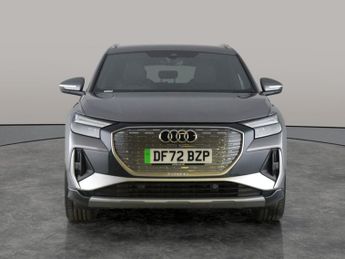 Audi Q4 E-tron 40 S line 82kWh (204 ps) - LED - HEATED SEATS - LANE DEPARTURE