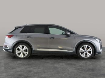 Audi Q4 E-tron 40 S line 82kWh (204 ps) - LED - HEATED SEATS - LANE DEPARTURE