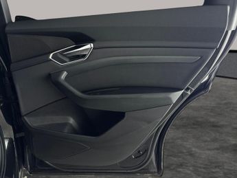 Audi e-tron 55 quattro 95kWh (408 ps) - WIFI - ADJUSTABLE SUSPENSION - LANE 