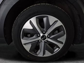 Kia Niro 64kWh 4+ (201 bhp) - LED - REVERSE CAM - NAV