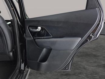 Kia Niro 64kWh 4+ (201 bhp) - LED - REVERSE CAM - NAV