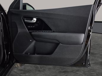 Kia Niro 64kWh 4+ (201 bhp) - LED - REVERSE CAM - NAV