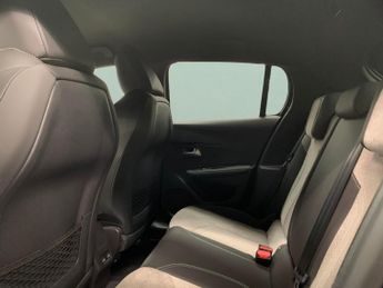 Peugeot E-208 50kWh GT (136 ps) - PARK ASSIST - LED - REVERSE CAM