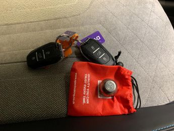 Peugeot E-208 50kWh GT (136 ps) - PARK ASSIST - LED - REVERSE CAM