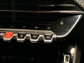 Peugeot E-208 50kWh GT (136 ps) - PARK ASSIST - LED - REVERSE CAM